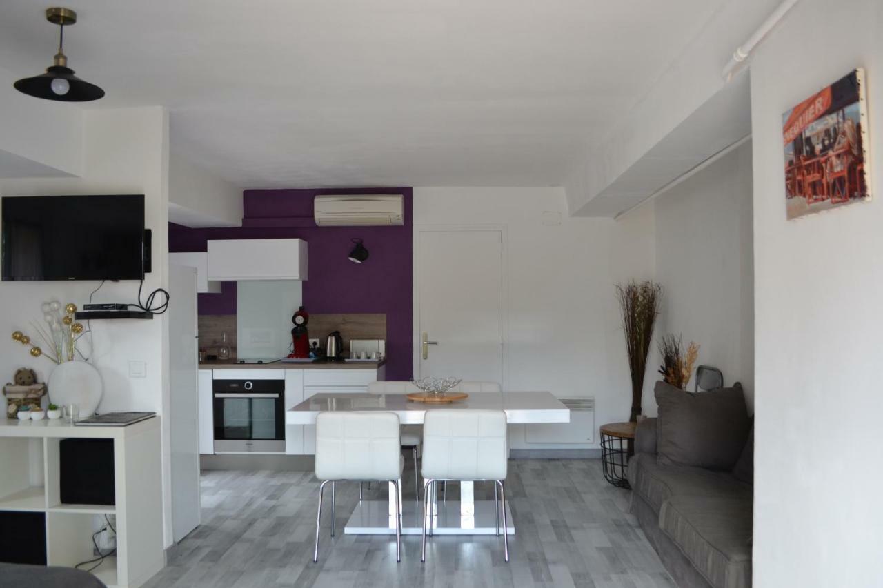 Les Moulins Apartment *